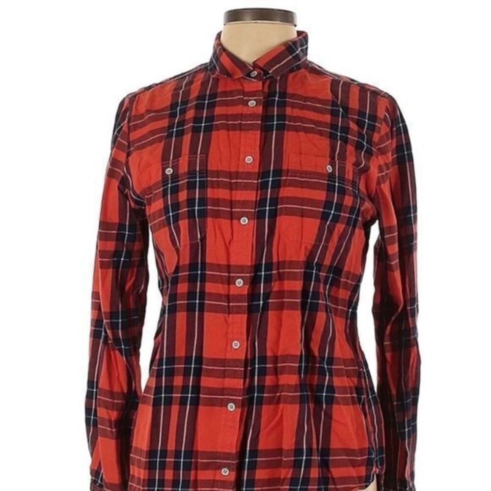Like New! Stylus Women’s sz XL  plaid Long Sleeve button down collared shirt